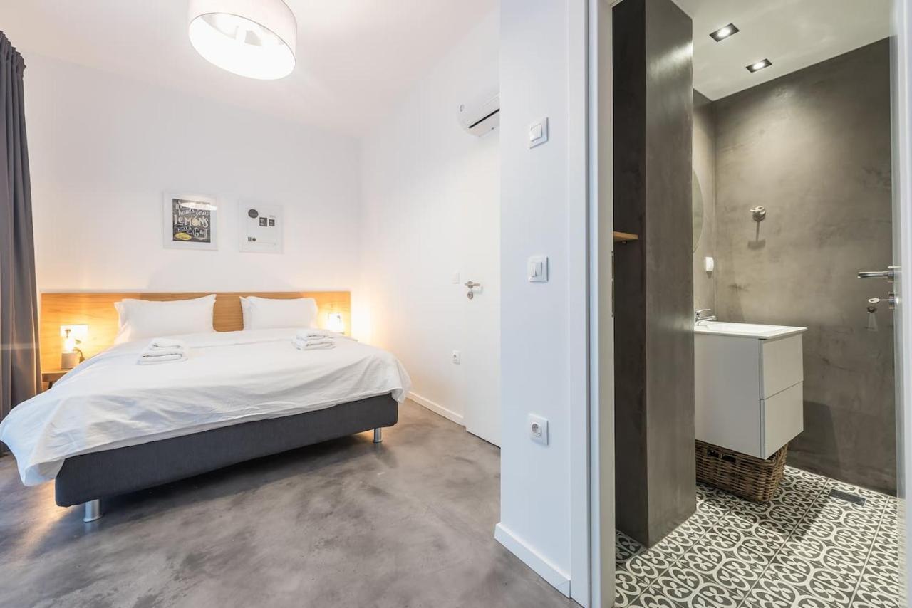Plaka Designed Apartment เอเธนส์ ภายนอก รูปภาพ